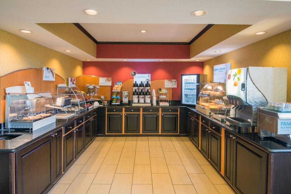 Holiday Inn Express Hotel & Suites Wauseon By Ihg Экстерьер фото