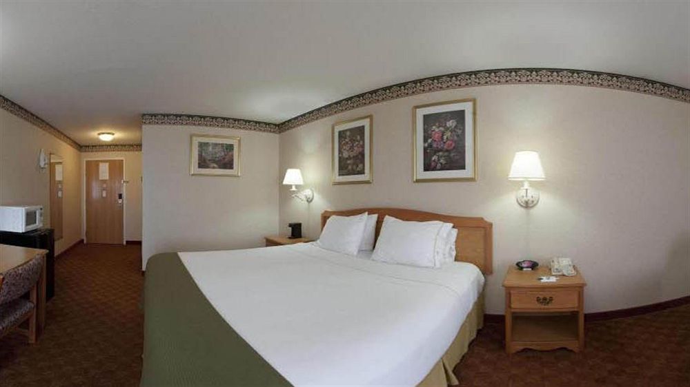 Holiday Inn Express Hotel & Suites Wauseon By Ihg Экстерьер фото